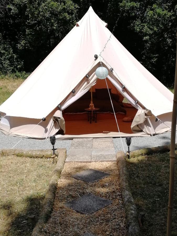 Tente Insolite 1 A 5 Personnes Plouray Exterior foto